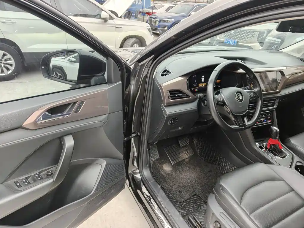 Volkswagen Tharu — миниатюра 16