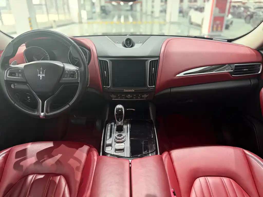 Maserati Levante — миниатюра 8