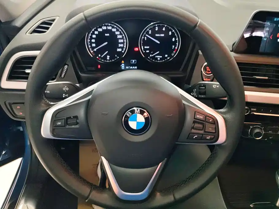 BMW 1 Series — миниатюра 15