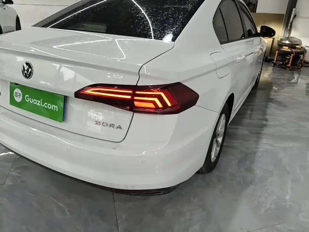 Volkswagen Bora — миниатюра 8