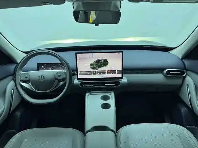 Leapmotor Leapmotor A10 — миниатюра 7