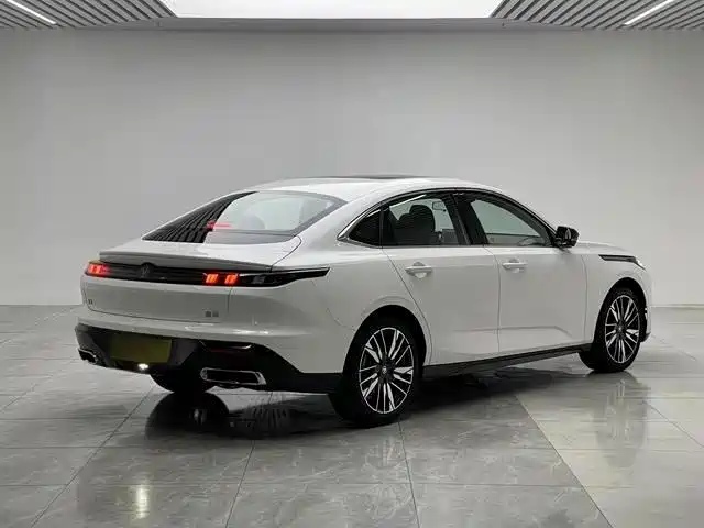 Changan Eado — миниатюра 8
