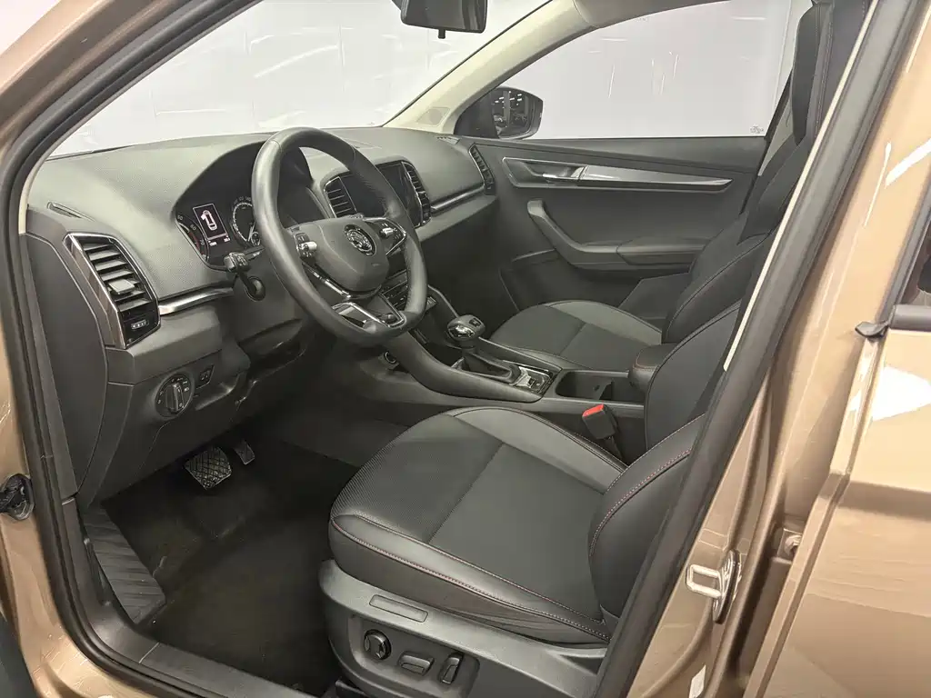 Skoda Karoq — миниатюра 6