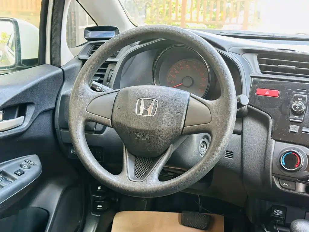 Honda Fit — миниатюра 19
