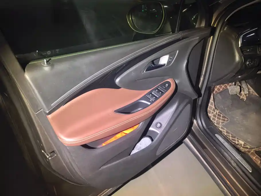 Buick Envision Plus — миниатюра 7