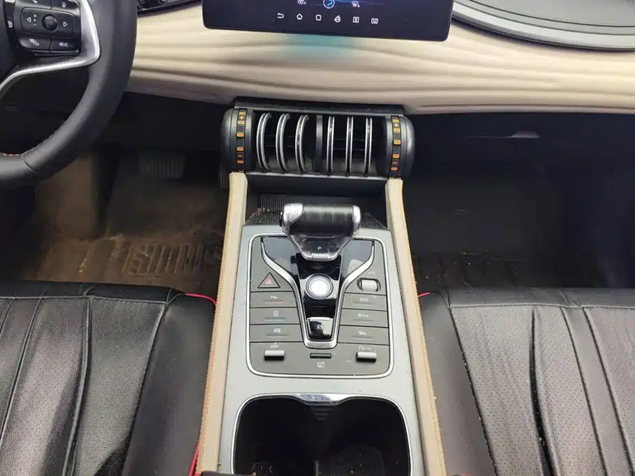 BYD Yuan Plus — миниатюра 16