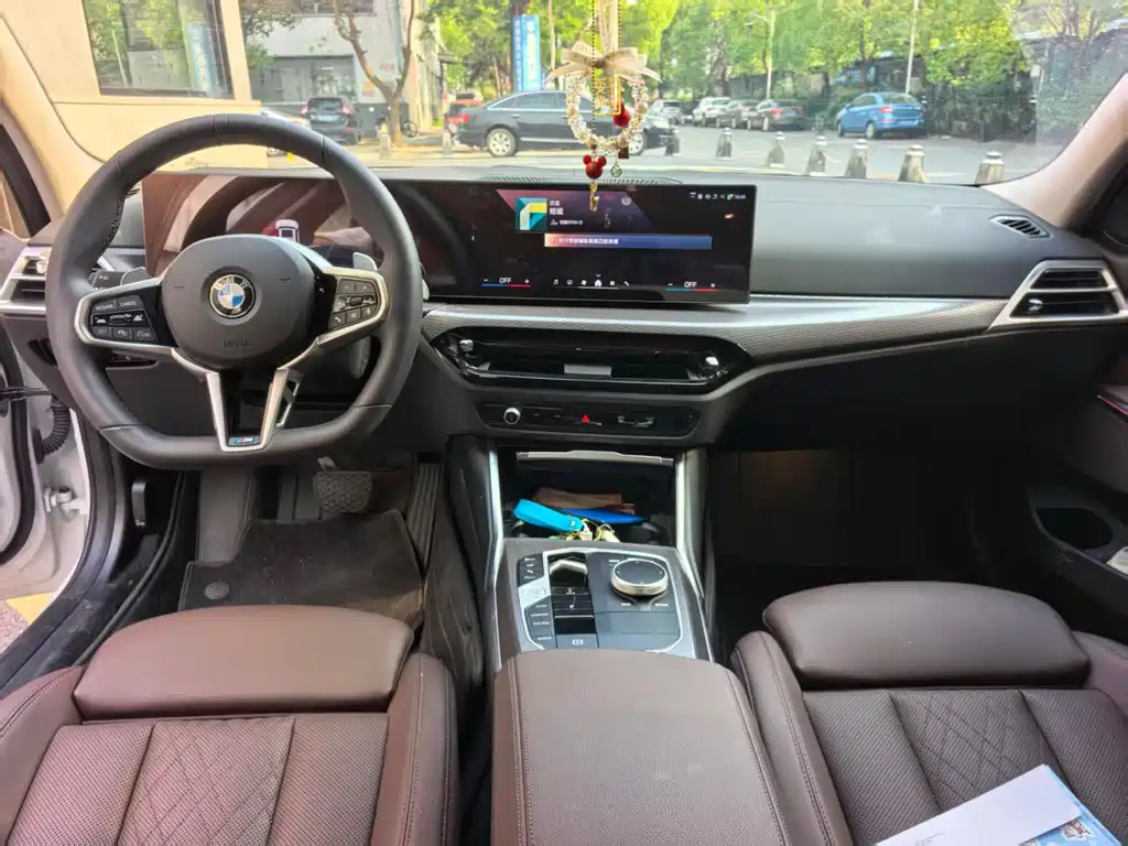 BMW 3 Series 3 2025 330Li M Sport