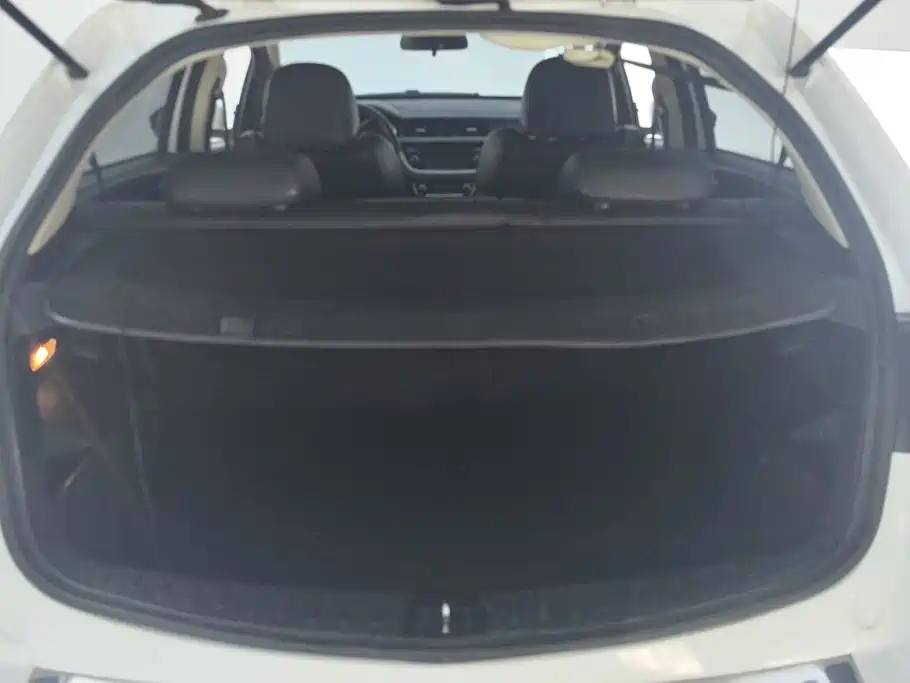 Geely Vision X3 — миниатюра 4