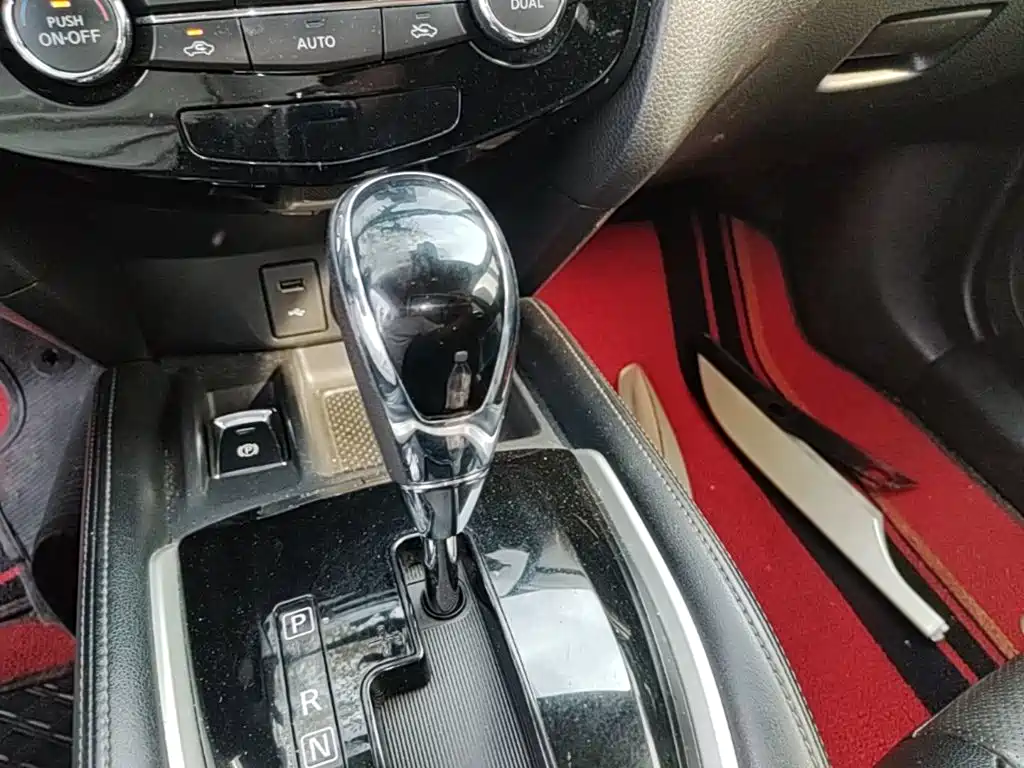 Nissan X-Trail — миниатюра 19