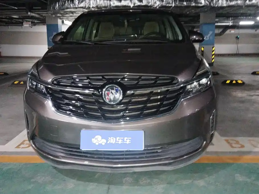 Buick GL8 — миниатюра 2