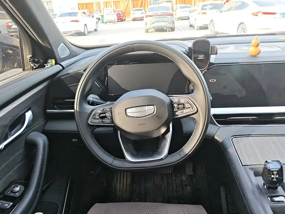 Geely Xingyue L — миниатюра 15
