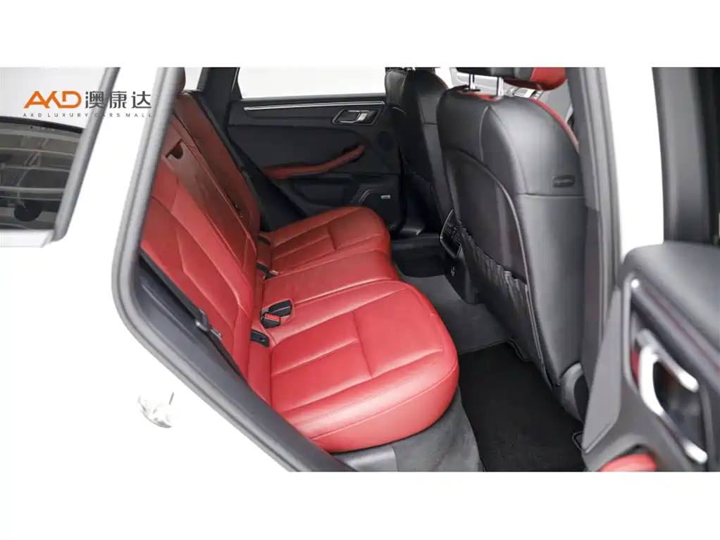 Porsche Macan — миниатюра 8