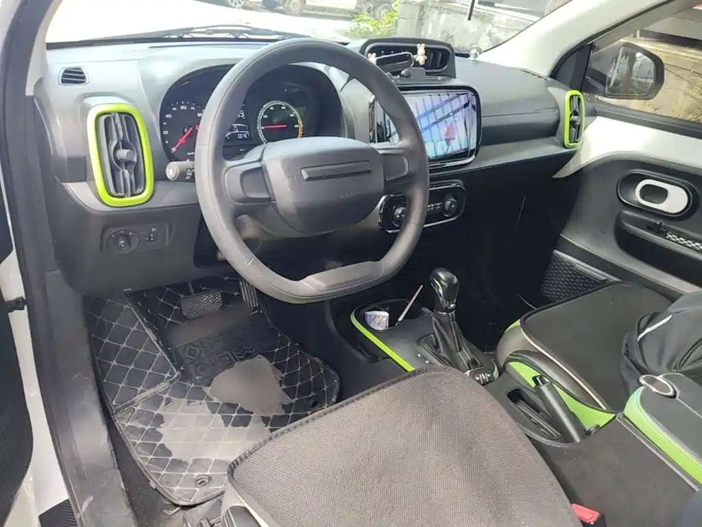 Roewe Clever — миниатюра 10