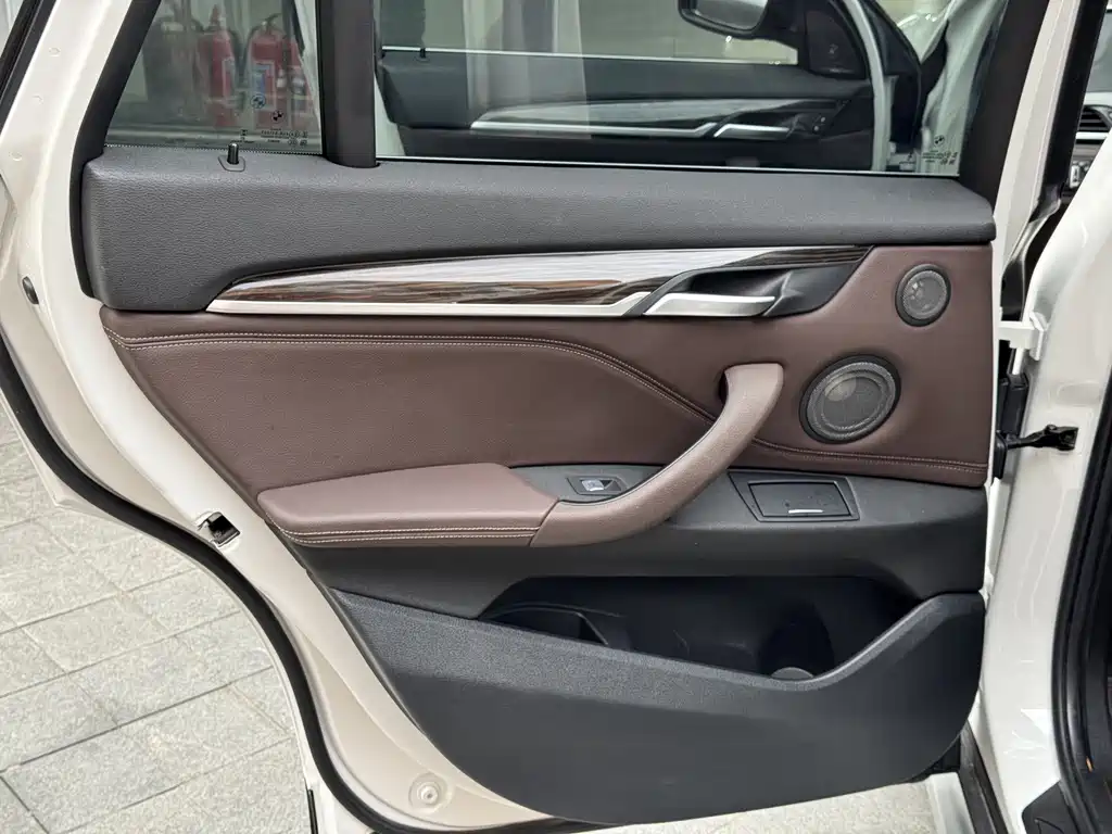 BMW X1 — миниатюра 16