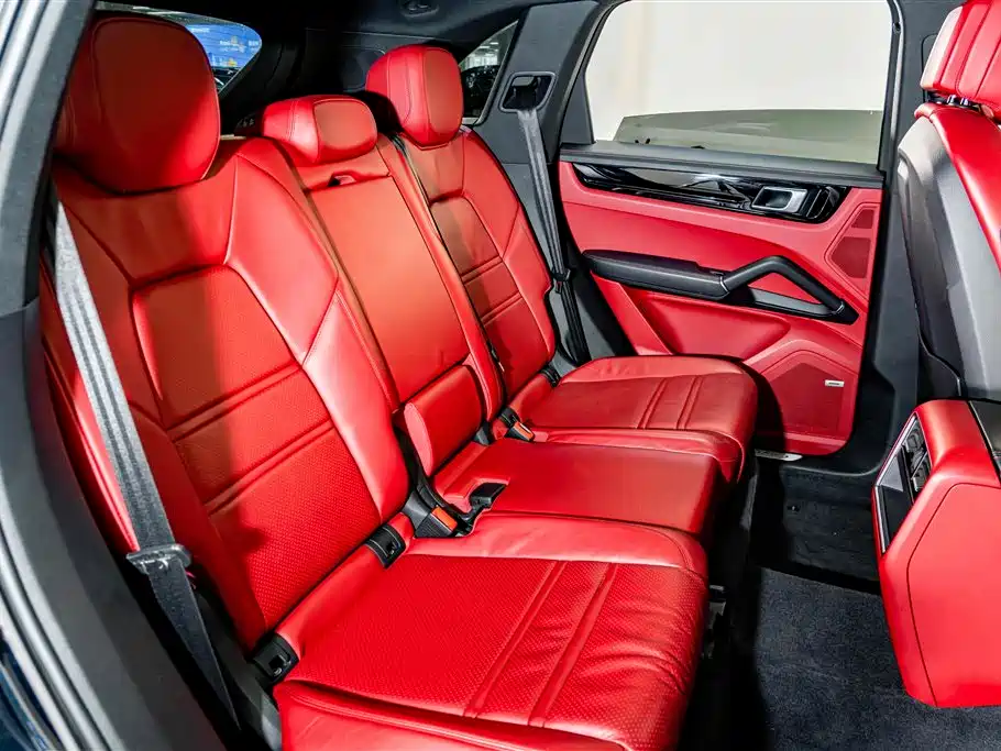 Porsche Cayenne Hybrid — миниатюра 23