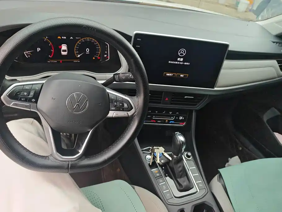 Volkswagen Bora — миниатюра 12
