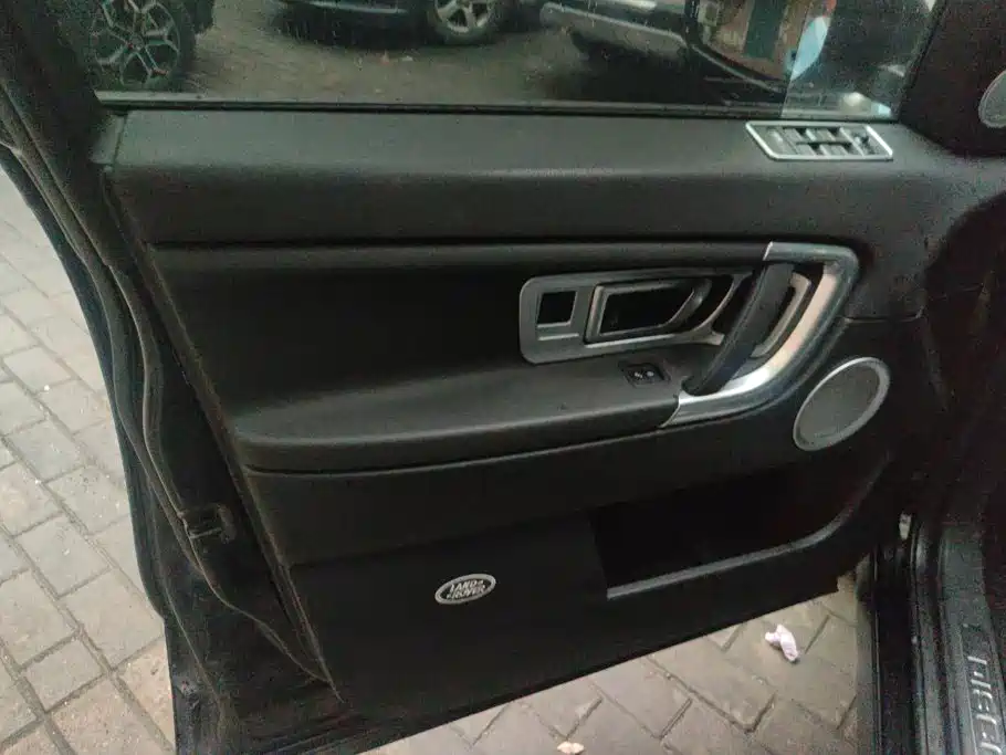 Land Rover Discovery Sport — миниатюра 7