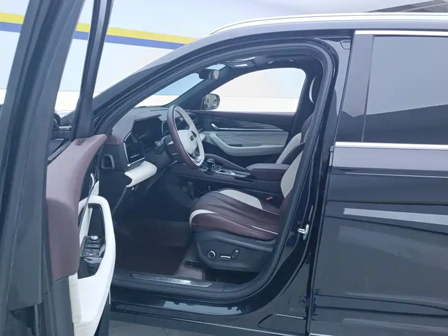Geely Xingyue L — миниатюра 9