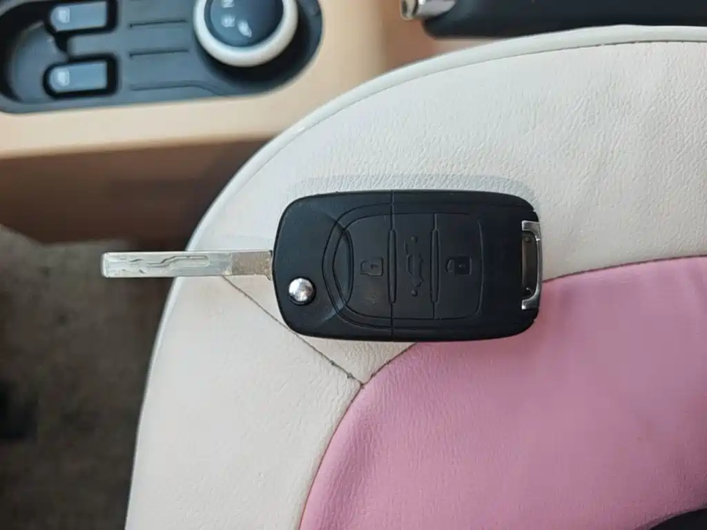 Wuling MINIEV — миниатюра 9