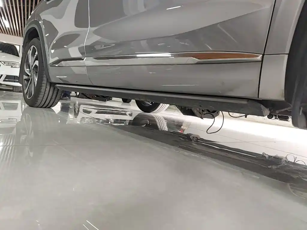 Geely Xingyue L — миниатюра 21