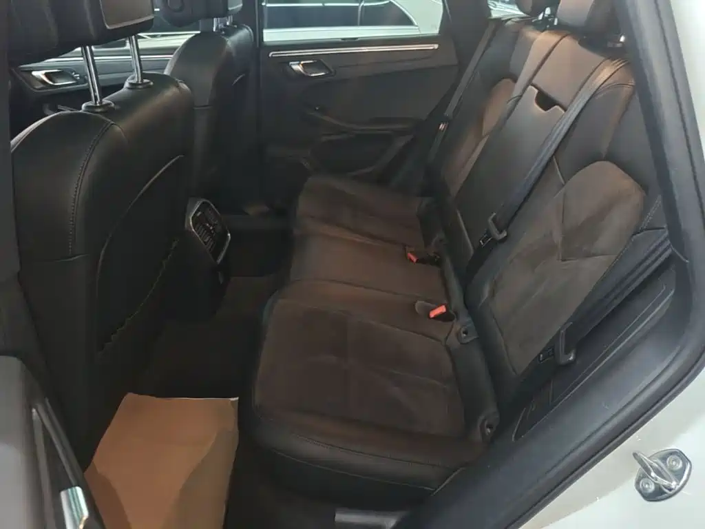 Porsche Macan — миниатюра 17