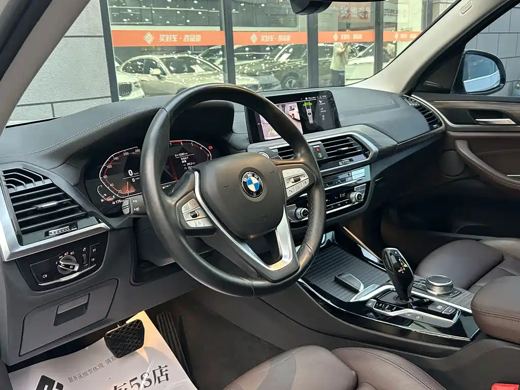 BMW X3 — миниатюра 11
