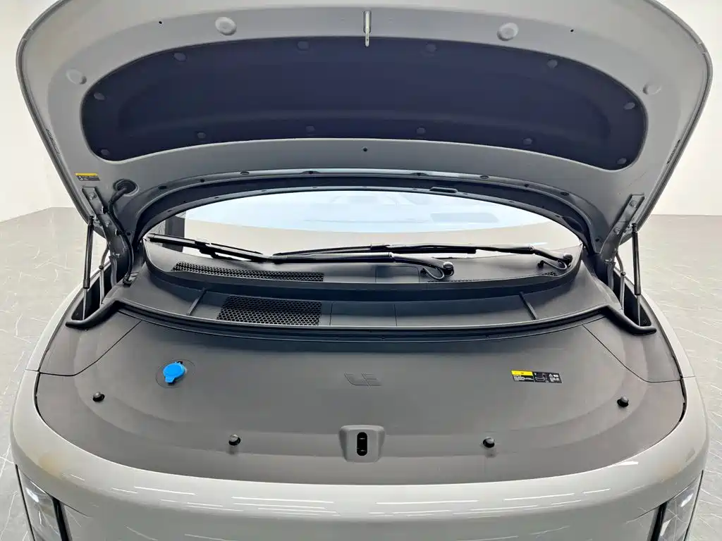 Li Auto Li i8 — миниатюра 27