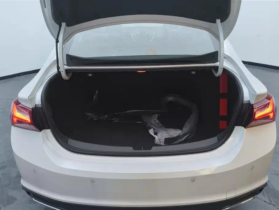 CHEVROLET MAI RUIBAO XL