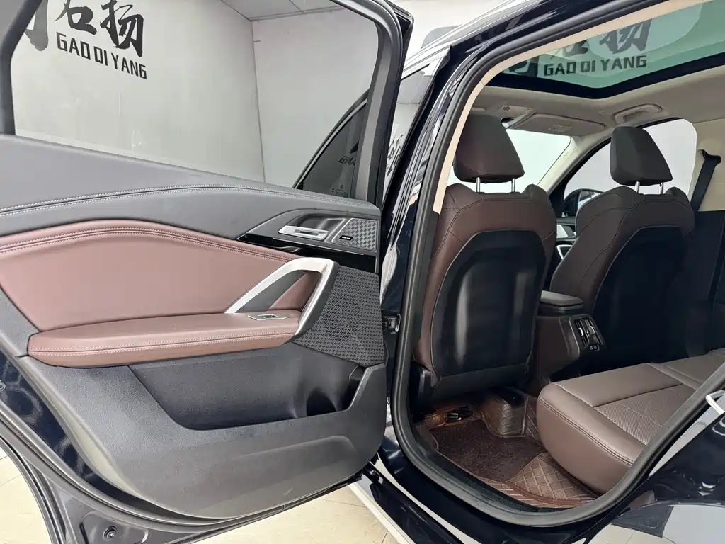 BMW X1 — миниатюра 10