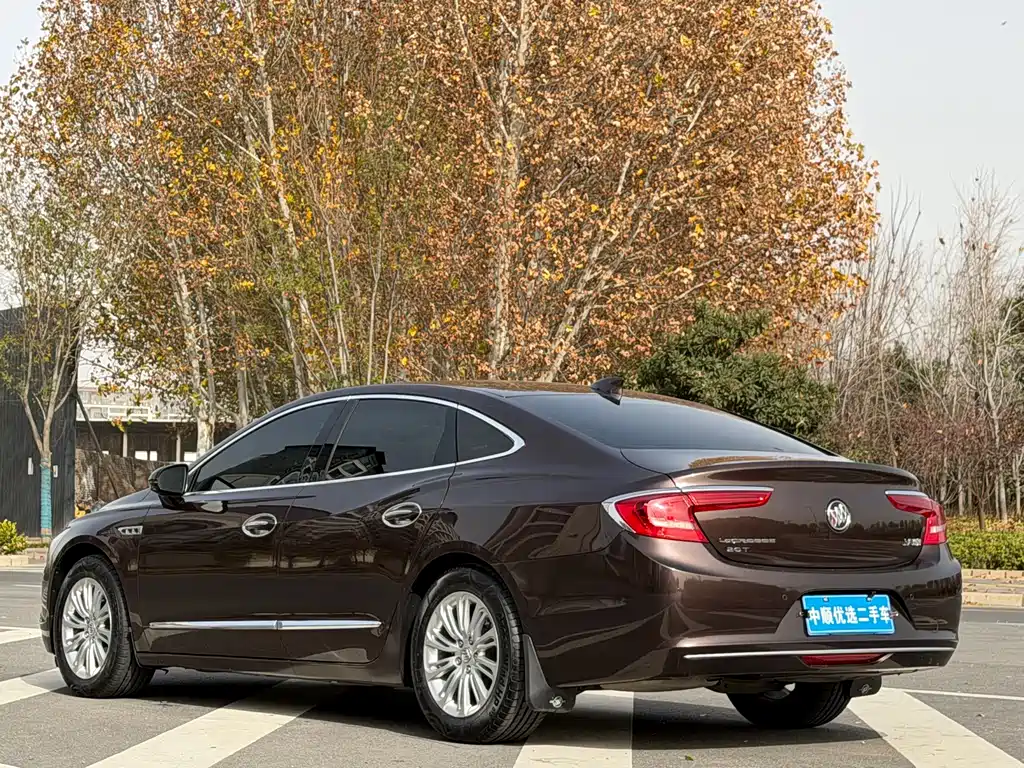 Buick LaCrosse 20T Elite Type, фото 6