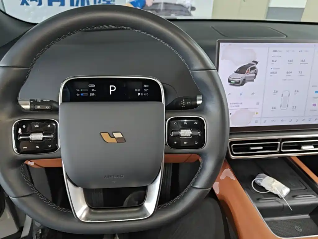 Li Auto Li L8 — миниатюра 10