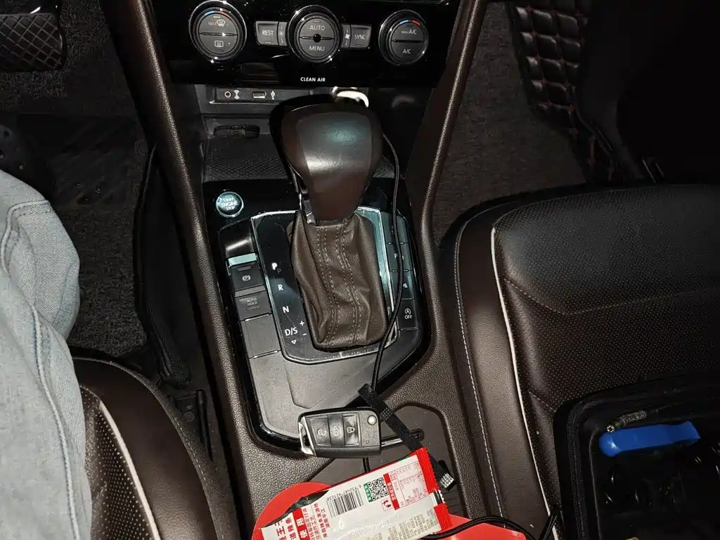 Volkswagen Tiguan L — миниатюра 7