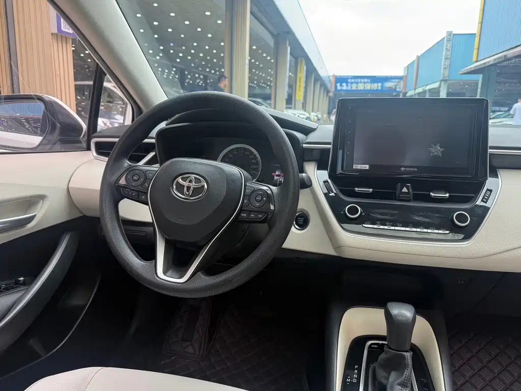Toyota Corolla — миниатюра 13