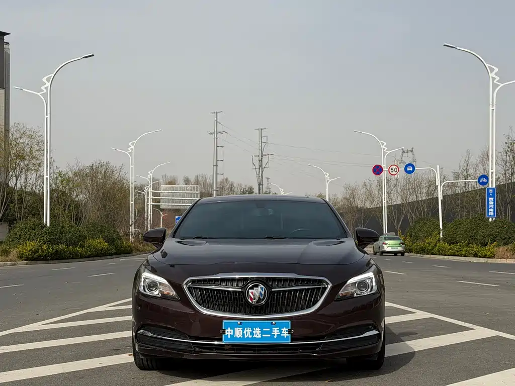 Buick LaCrosse 20T Elite Type, фото 2