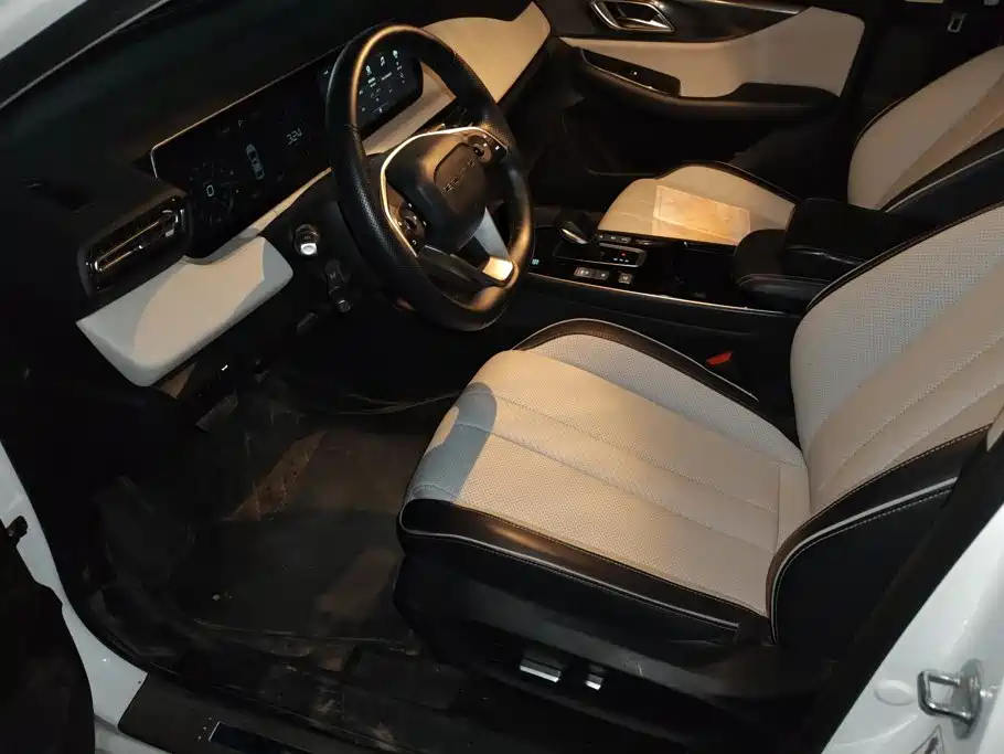 BAIC EU5 Plus — миниатюра 9
