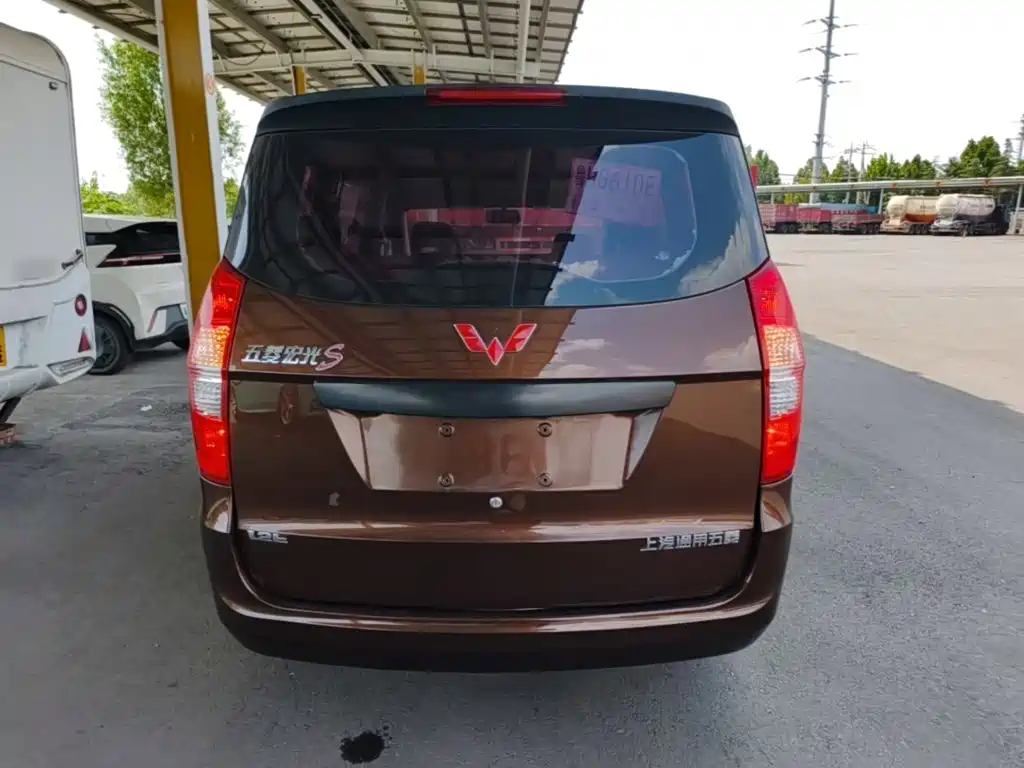 Wuling Hongguang — миниатюра 6