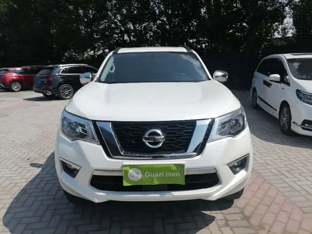 Nissan Terra — миниатюра 3