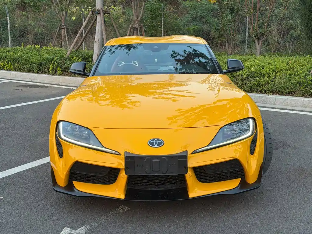 Toyota Supra — миниатюра 12