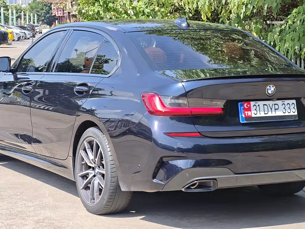 BMW 3 Series — миниатюра 7