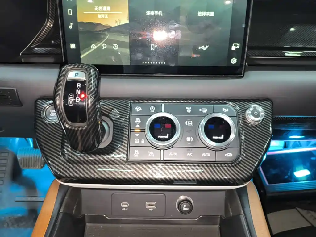 Land Rover Defender — миниатюра 14