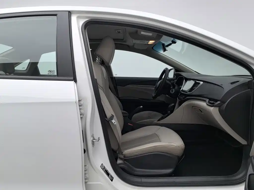 Buick Excelle — миниатюра 23