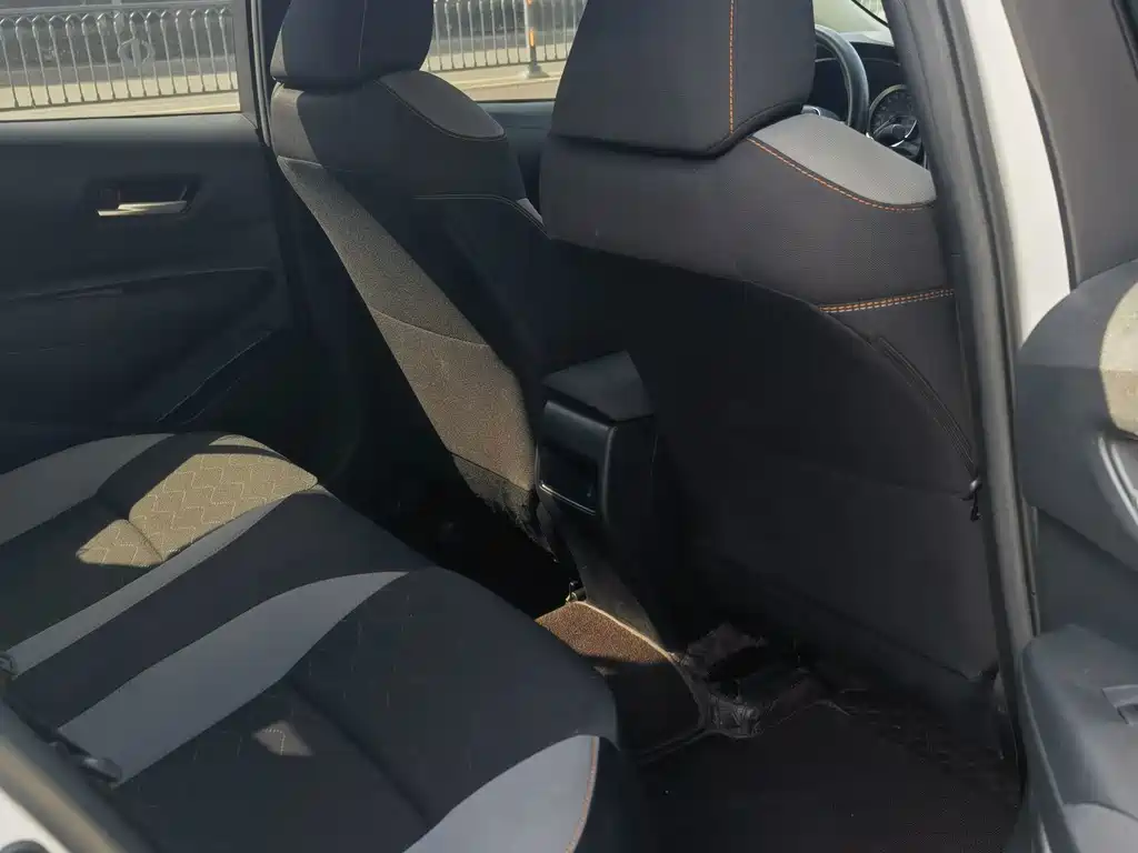 Toyota Corolla — миниатюра 8