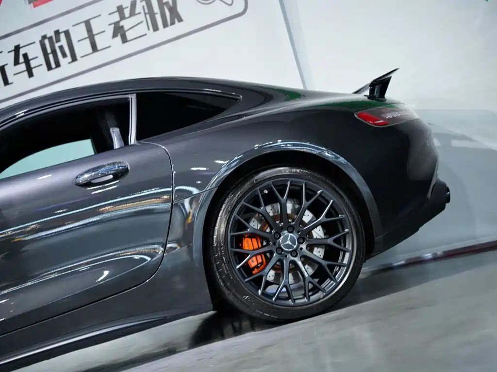 Mercedes-Benz AMG GT — миниатюра 9