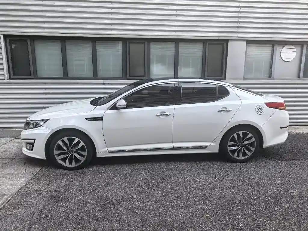 Kia K5 — миниатюра 3