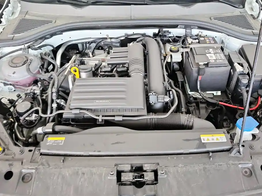 Volkswagen Bora 2025 200TSI DSG