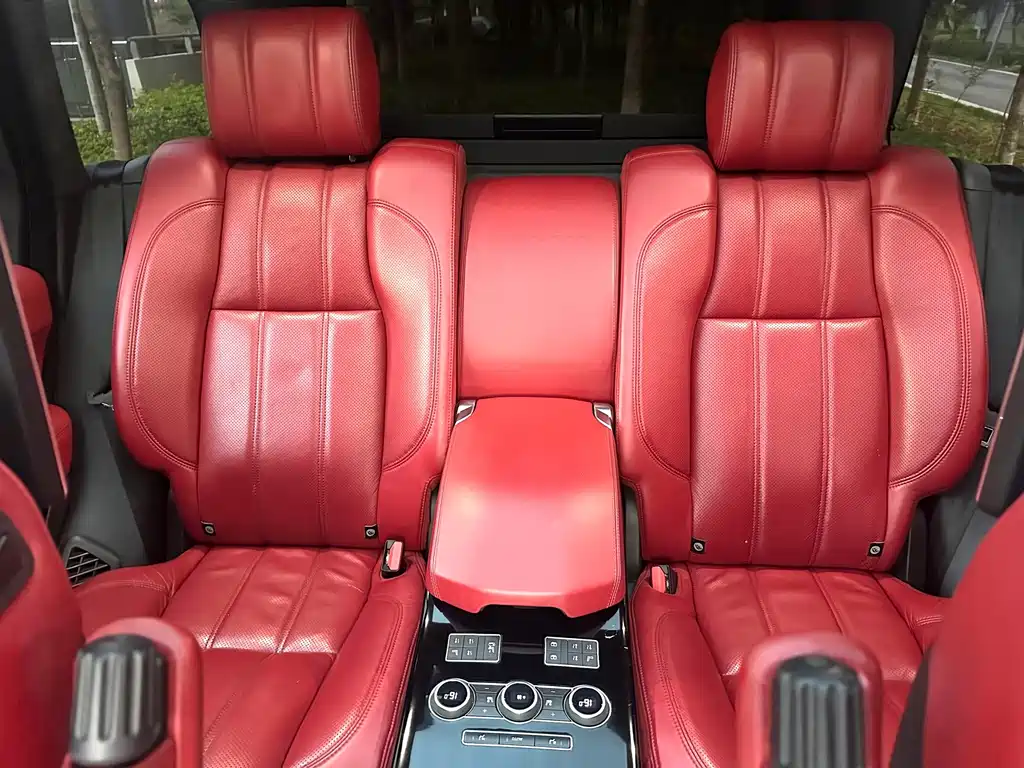Land Rover Range Rover — миниатюра 10