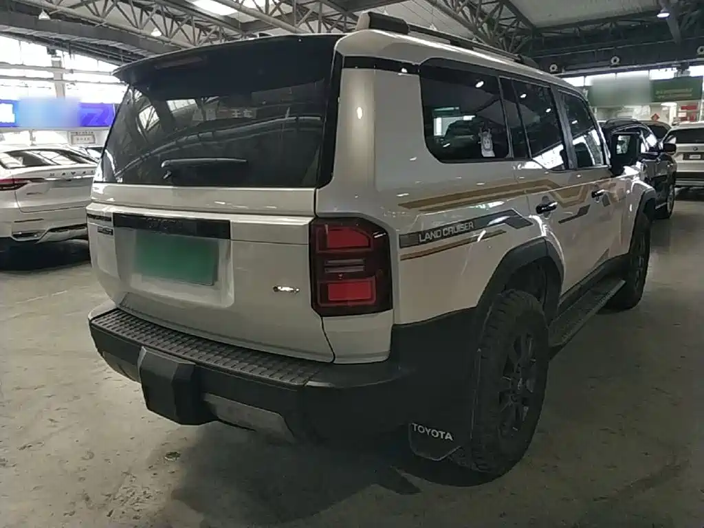 Toyota Prado — миниатюра 7