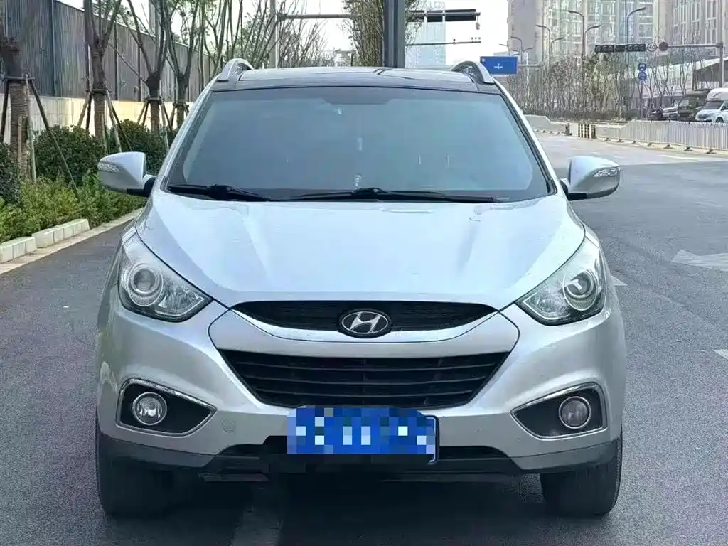 Hyundai BAIC Hyundai ix35 ix35 2010 2.0L AT Elite GLS
