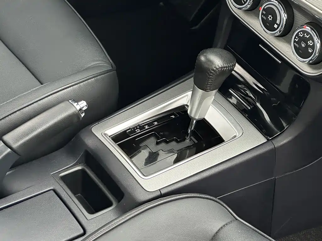 Mitsubishi Lancer EX — миниатюра 17