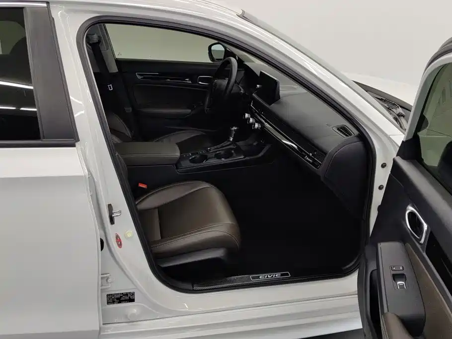 Honda Civic — миниатюра 7